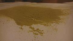 Carbohash, WHITE BERRY