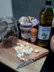 Macération cannelle, ail, piments   huile d'olive