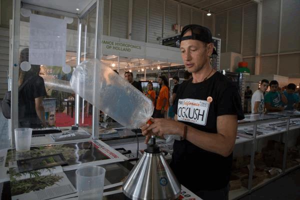EXPOGROW-5.jpg