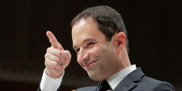 Cannabis : Benoît Hamon veut des "points de vente d'Etat"