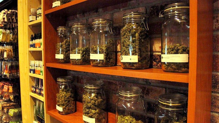 Uruguay: Vente de cannabis en pharmacies