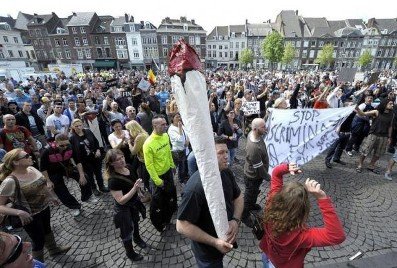 Belgique : Manifestation Legalize weed à Bruxelles le 9 février 2013