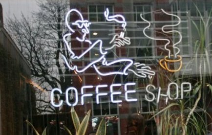 "Carte cannabis" aux Pays-Bas : 19 coffee shops saisissent la justice