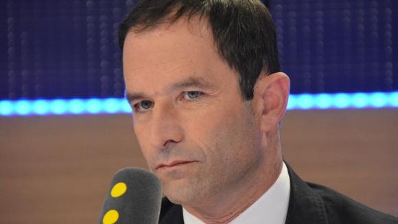 Policiers blessés à Viry-Châtillon : Pour Benoît Hamon, il faut légaliser le cannabis, la "vraie gangrène" des quartiers