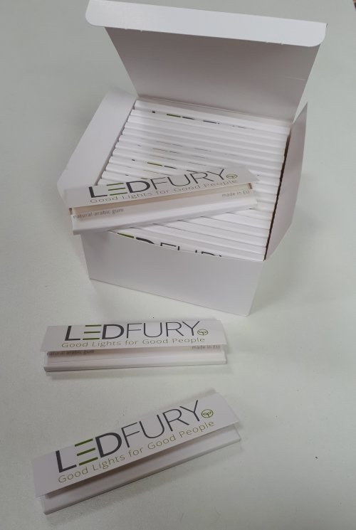 Papier ledfury.jpg