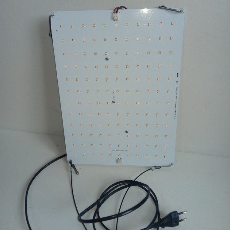 quantum-board-mini-50w-plugplay (1).jpg