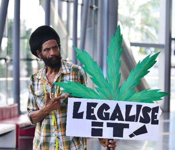Trinidad et Tobago - Joyeux Noël : La loi sur la dépénalisation du cannabis sera proclamée le 23 décembre