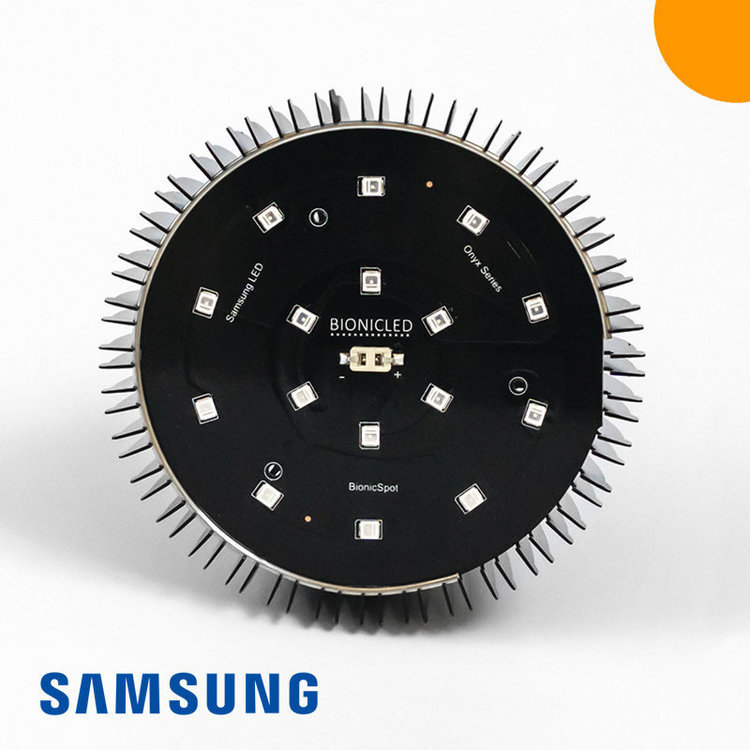SPOT-Pequeno-Caliente-FRONT_logo_SAMSUNG.jpg
