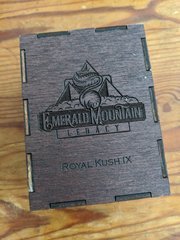 Mandelbrot's Family Heirlooms / Emerald Mountain Legacy - Royal Kush