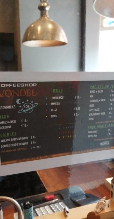 Snapchat-1339076548.thumb.jpg.c5043f9b6ad87397517559291241b833.jpg