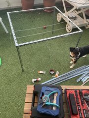 Construction d’une cage pour supporter les filles