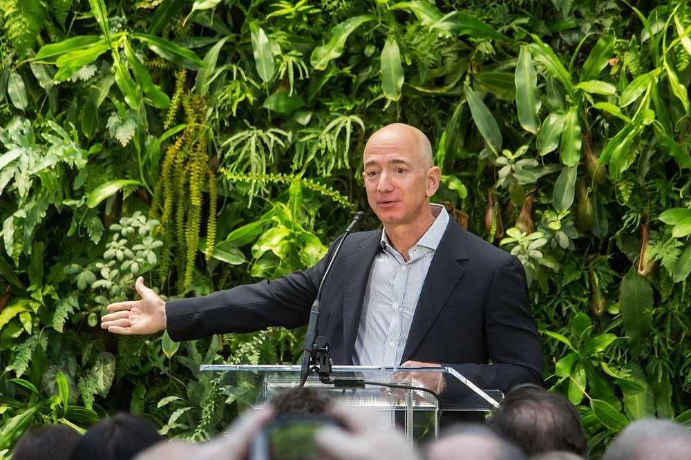 Amazon-welcomes-back-workers-fired-or-deferred-for-using-cannabis.thumb.jpg.7faad2729c277fe7a9c1fb0b126494a9.jpg