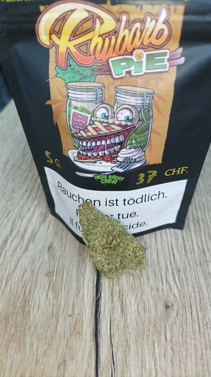 Rhubarb Pie High Sticky Crew