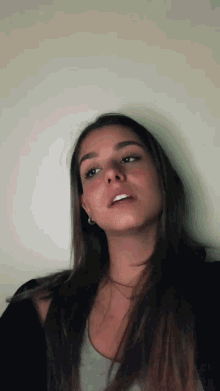 belle-fille.gif.ab780719c43036b2809a7c8c40f93aef.gif