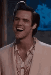 1218141597_clever-jim-carrey(1).gif.79aa74e8698236f22184ab9d29e5d2ca.gif