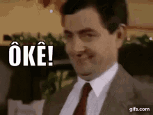 mr-bean-rowan-atkinson.gif.5f86c74d2c344006962c1af8706691c9.gif