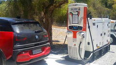 Voiture elec et recharge avec un groupe électrogène au gasoil..