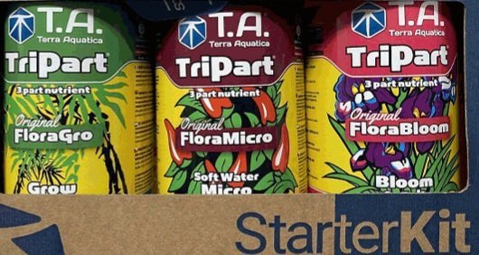 ghe-engrais-tripack-flora-series-500ml-hw-hard-water-pack-croissance-et-floraison.jpg.ebf133c33c59b43eaf7ea81c16fc4f78.jpg