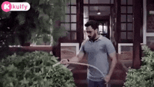 watering-plants-bharath-niwas.gif.da26266f930a7de0f5925e179ca0c144.gif