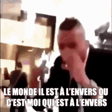 monde-envers.gif.677f0b63db94446bf64a00757bd8a88d.gif
