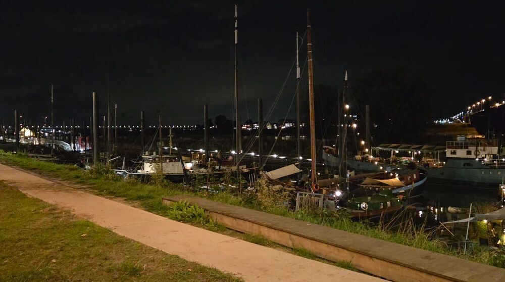 20260906_230822.thumb.jpg.70b23fb9dcdd6f5a7411fa713c47efbb.jpg